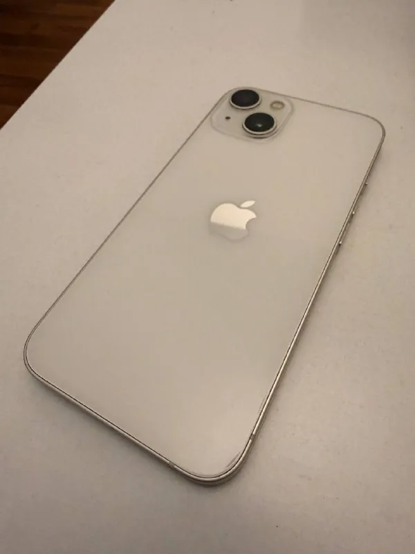 iPhone 13, чехол 1