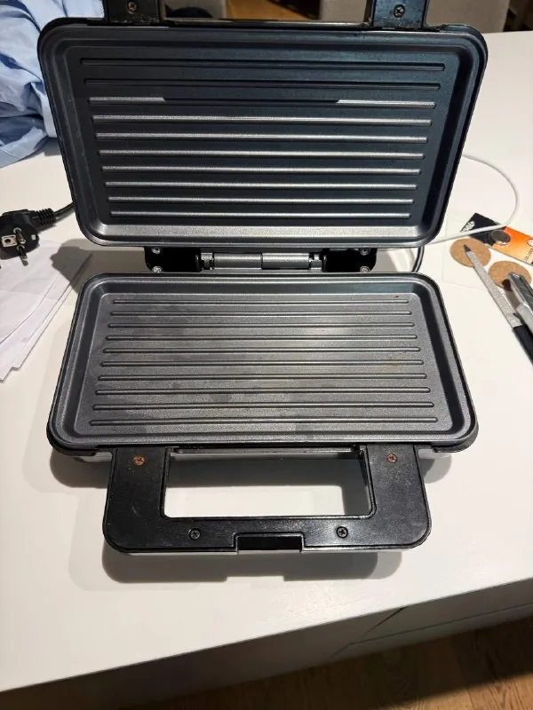 Sandwich maker VOX 1