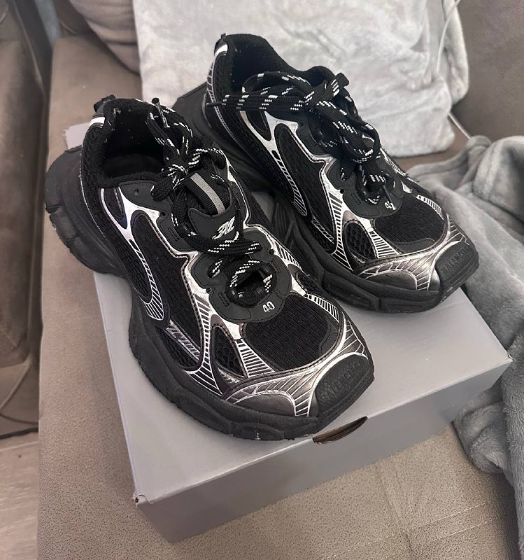 Кроссовки Balenciaga 3xl 40 размер 1