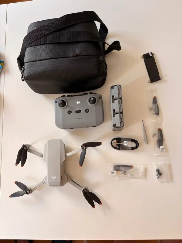 DJI MINI 2 fly more combo 1