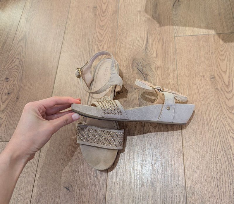 Босоножки женские черные и бежевые размер 39 4