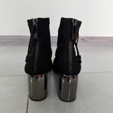 Кожаная куртка Sisley, искусственная шубка, куртка Zara, сапоги, ботильоны Zara 10