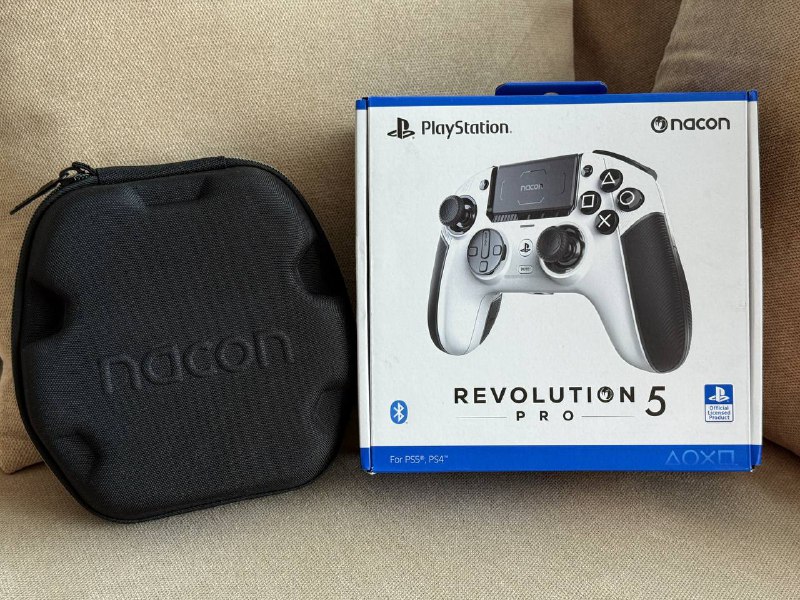 Sony Playstation PS5 Slim Disc, Nacon Revolution 5 Pro, Western Digital MyPassport Wireless Pro 4TB, PS5/PS4 игры 4