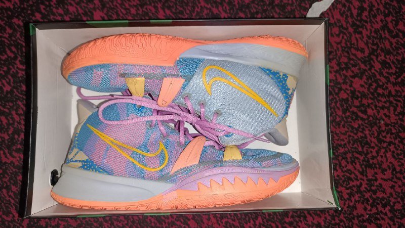 Баскетбольные кроссовки Kyrie Irving 7 1