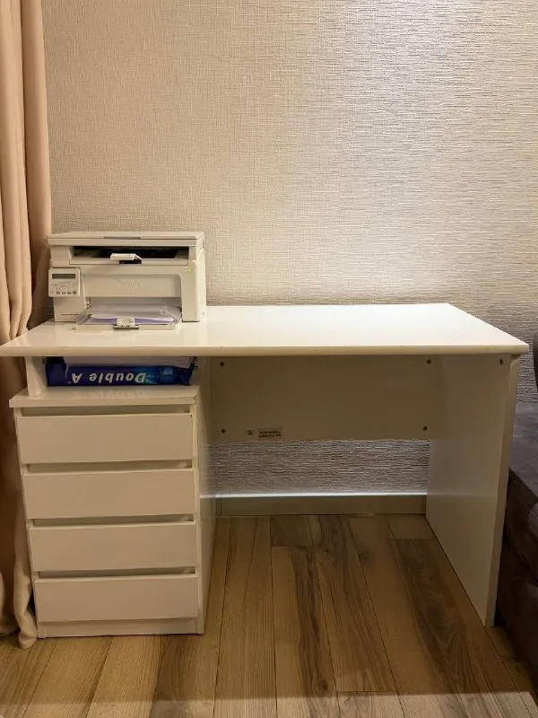 Стол, полка 1