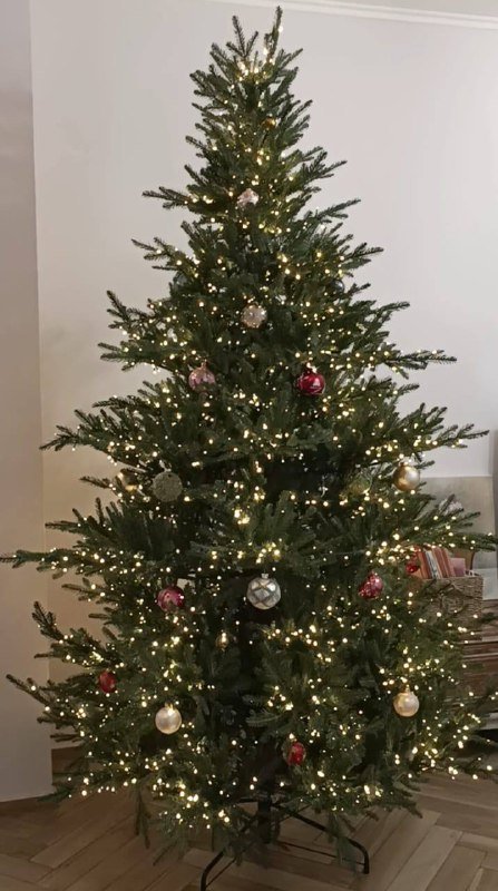 Ёлка искусственная с подсветкой 3