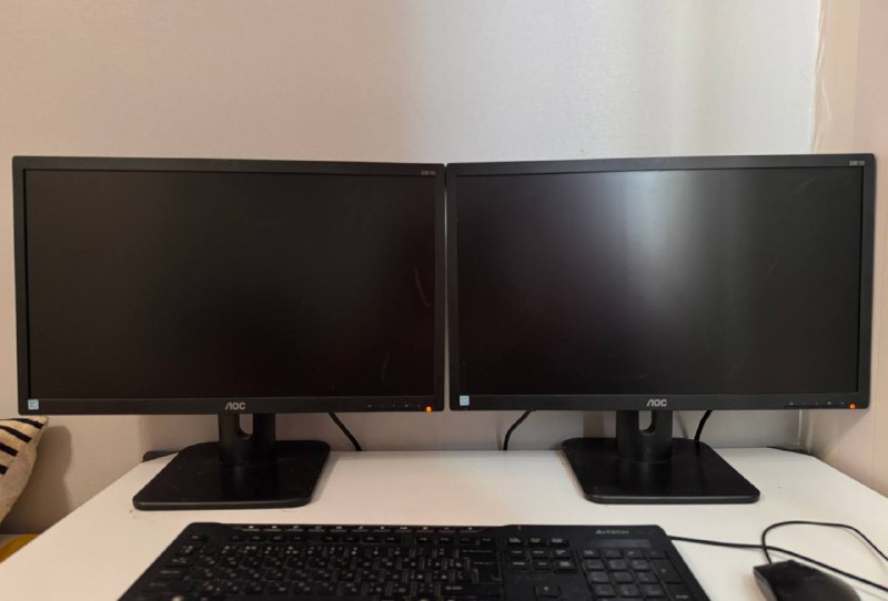 Монитор AOC 22E1D 21.5 дюйма Full HD LCD с LED-подсветкой