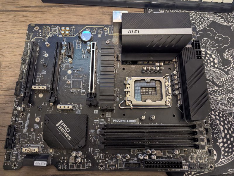 Материнская плата MSI Z690-A Pro DDR4