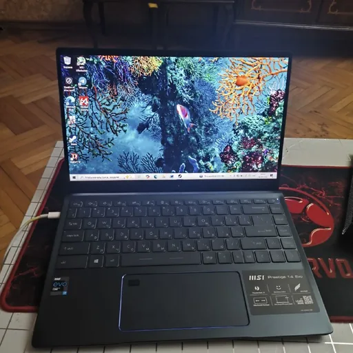 Ноутбук MSI i7 16GB 512GB SSD