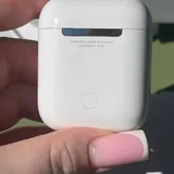 AirPods 2 4