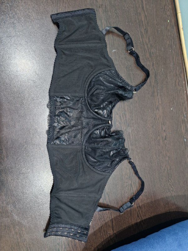 черный кружевной бюстгальтер 34DD