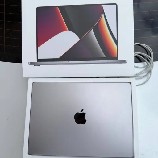 MacBook Pro 14