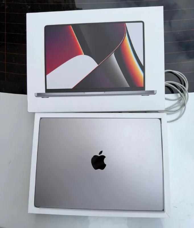MacBook Pro 14 1