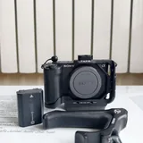 Sony ZV-E1 камера, клетка Tilta, аккумулятор 4