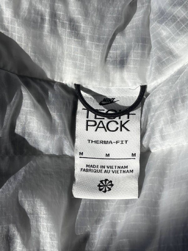 Функциональный жилет Nike Sportswear Tech Pack Synthetic-Fill 6