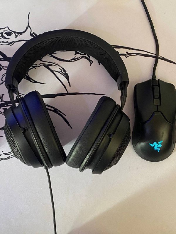 Мышка Razer Viper 8K Hz, наушники Razer Kraken