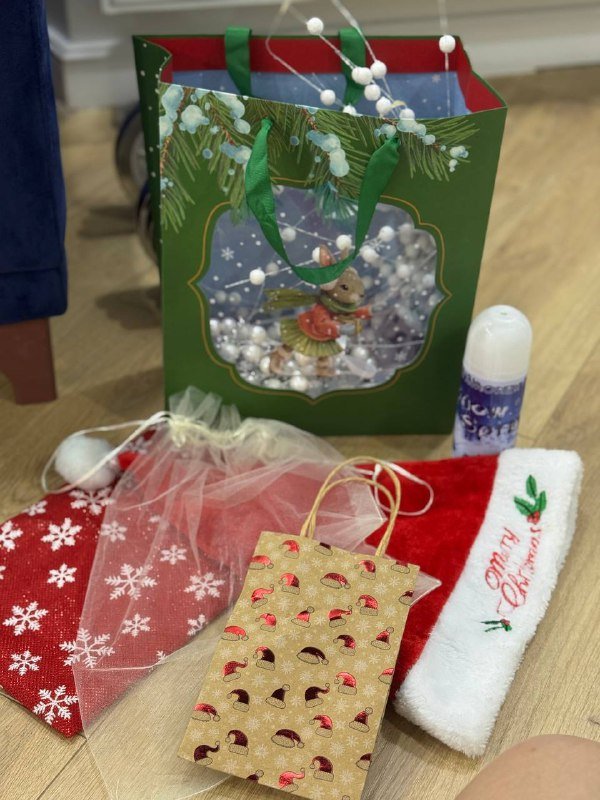 Щетка для лица, румяна, кисточки, фигурки, украшения для елки, гантели, ваза, москитная сетка, коробки подарочные 4