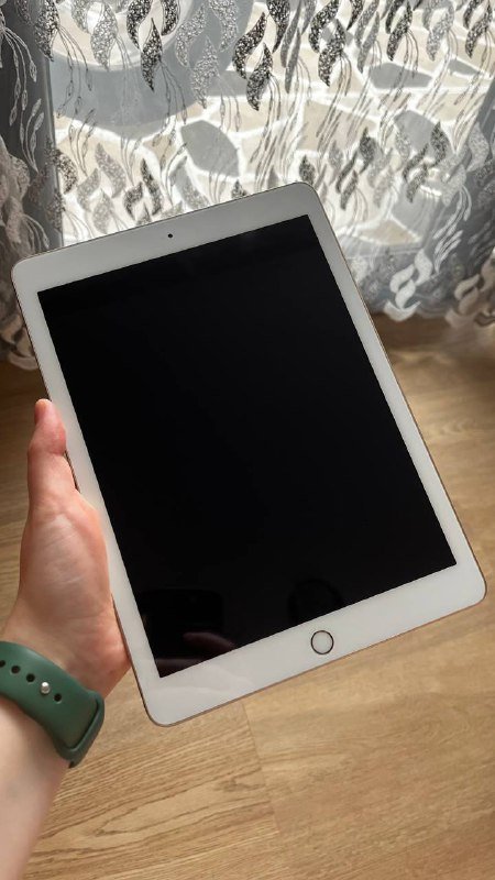 iPad 5 32GB Gold 2