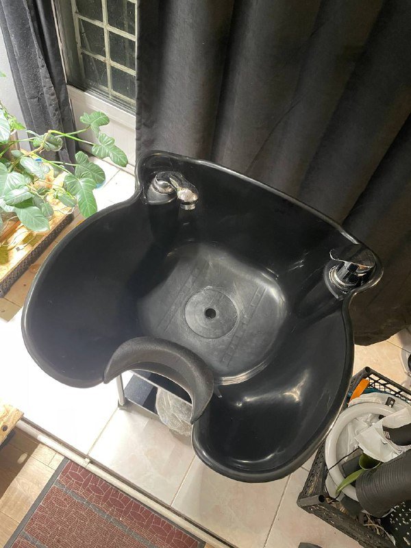 Парикмахерское кресло, мобильная мойка, рабочий стул, зеркало, стерилизатор 6