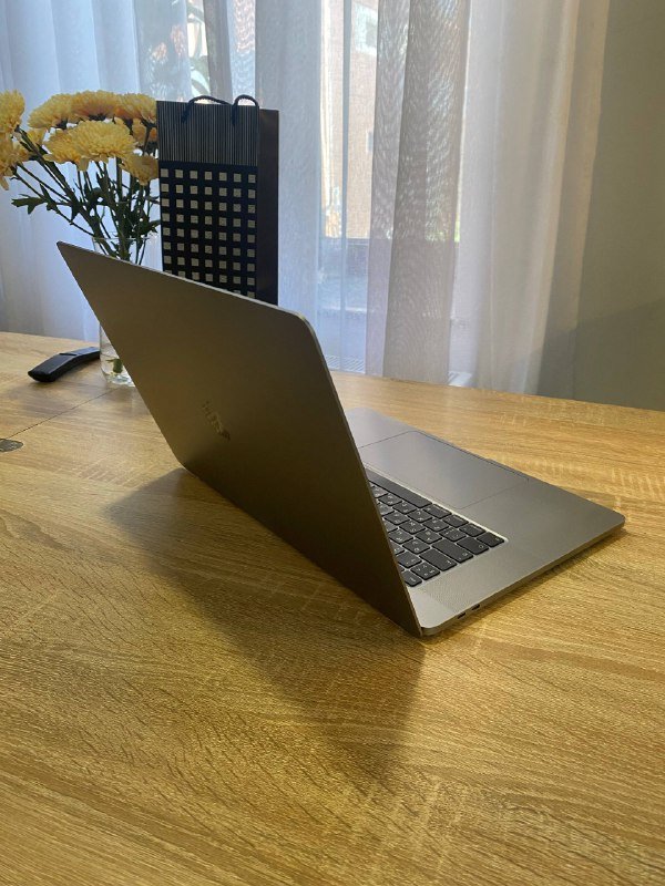 MacBook Pro 16 i7 2019 4