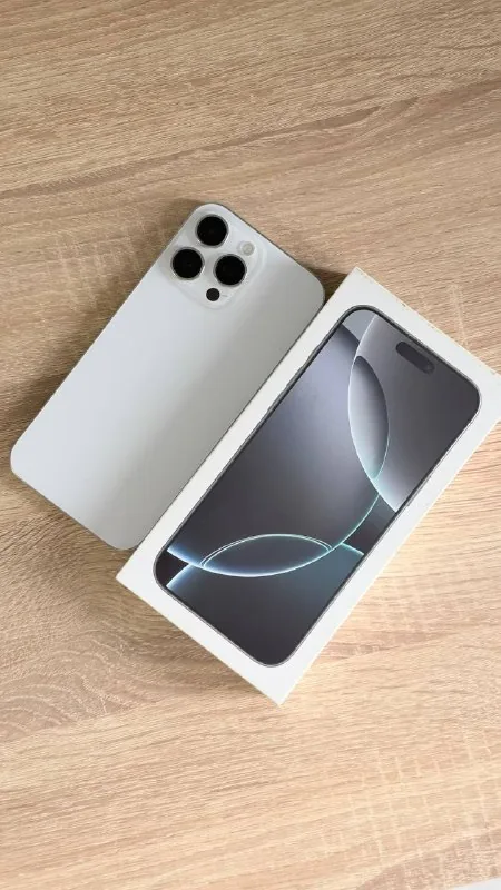 iPhone 16 Pro Max 256 ГБ 1