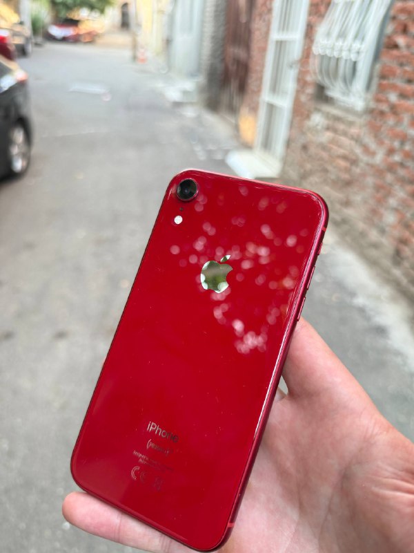 iPhone XR красный (Product Red) 2