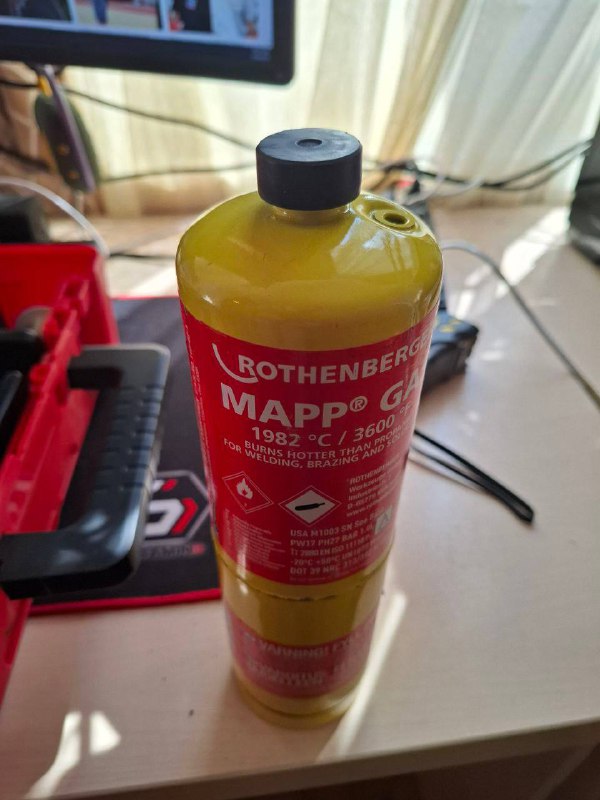 Газовая горелка Rothenberger Superfire 3 с баллонами газа и припоями 2