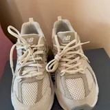 New Balance кроссовки 4