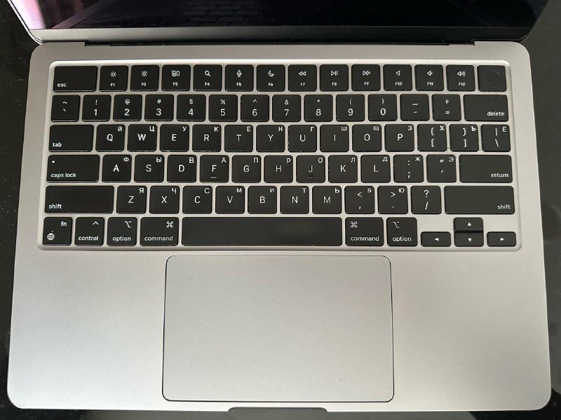 MacBook Air M2 13" 8/512 2
