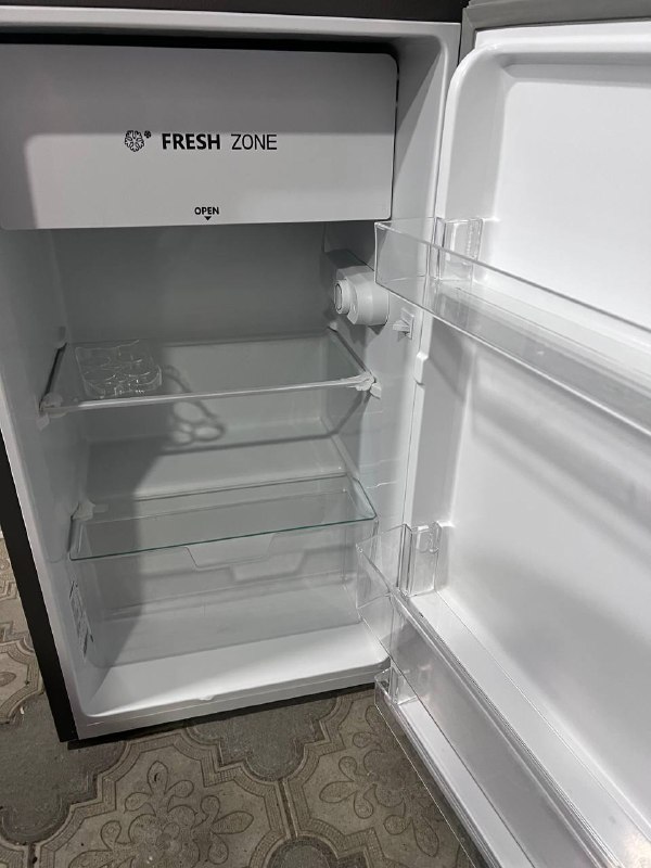 Hisense холодильник