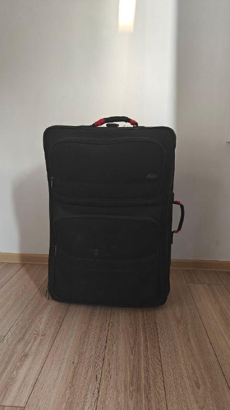 Большой чемодан Samsonite б/у