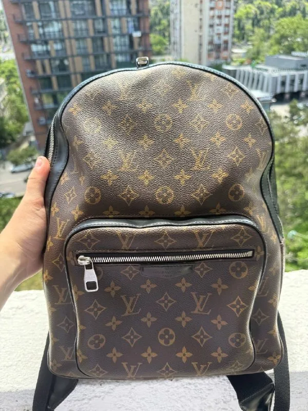 Рюкзак Louis Vuitton, сумка Goyard Belvedere PM 1