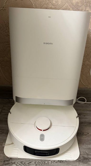 Робот-пылесос Xiaomi с самоочисткой