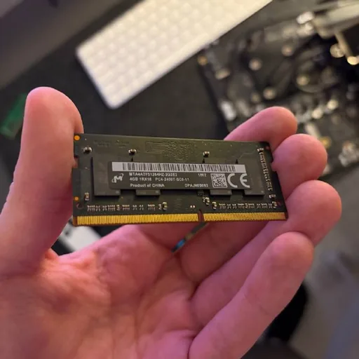 Оперативная память DDR4 и SSD диск 32 ГБ