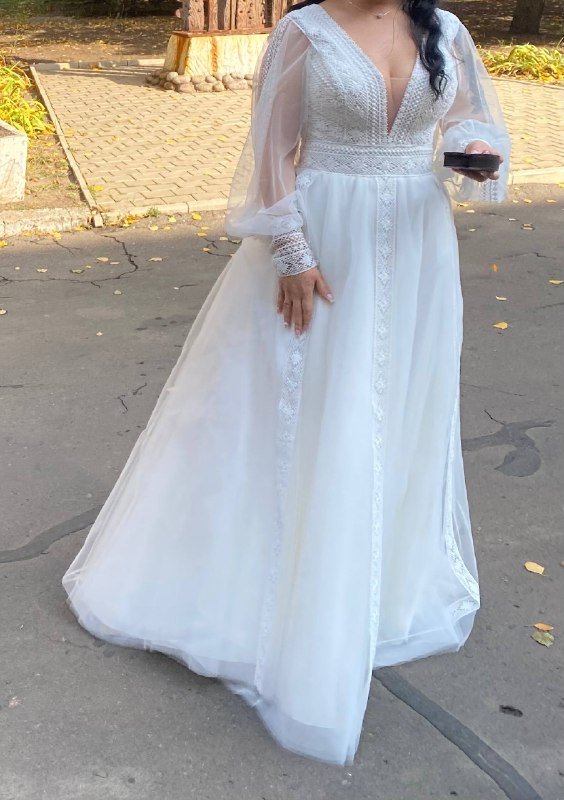 Элегантное свадебное платье на корсете 7