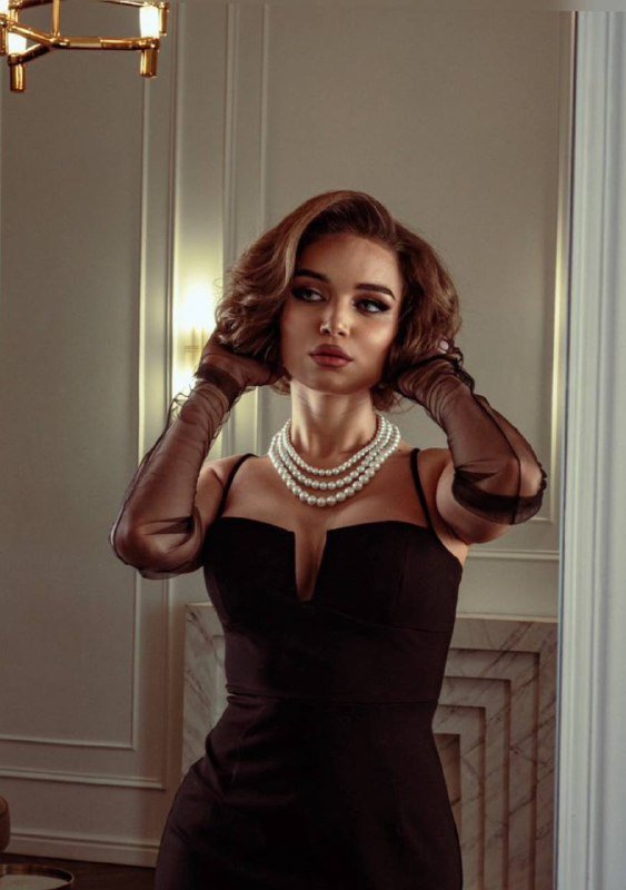 Праздничное блестящее женское платье, сетчатые перчатки, базовая водолазка 5