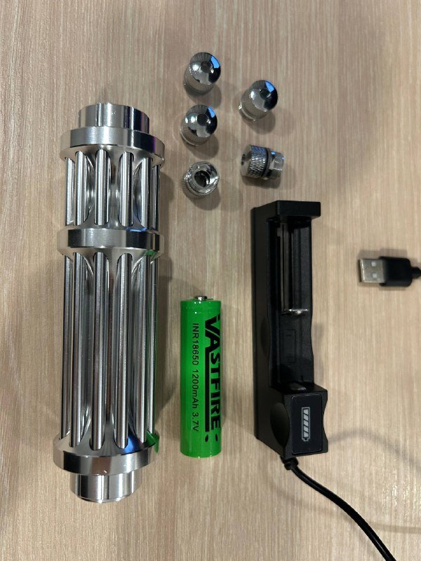 Мощный лазер с насадками и USB зарядкой
