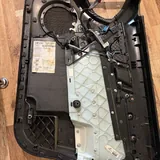 Обшивка дверей Mercedes C250 2014 3