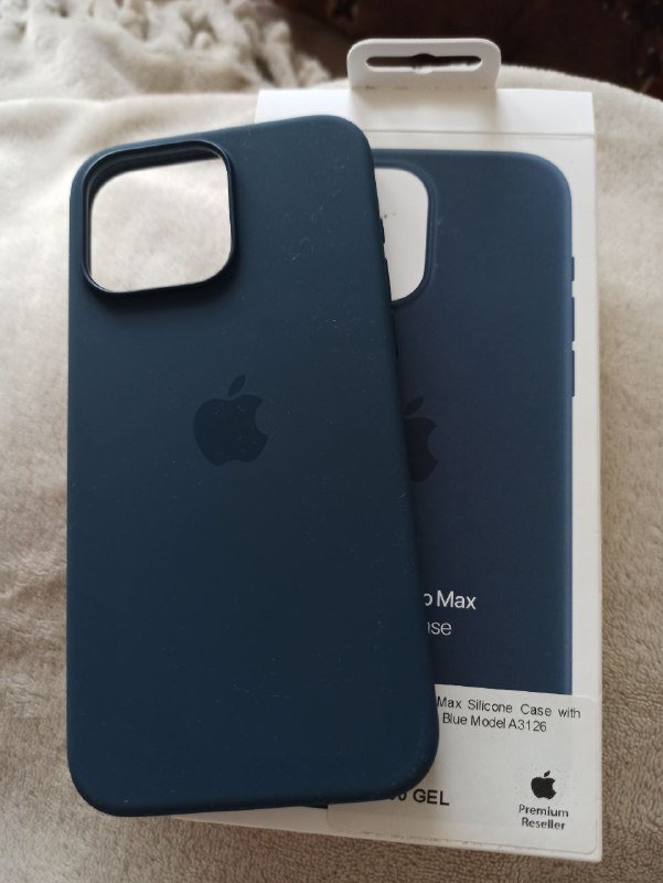 Чехол на iPhone 15 Pro Max