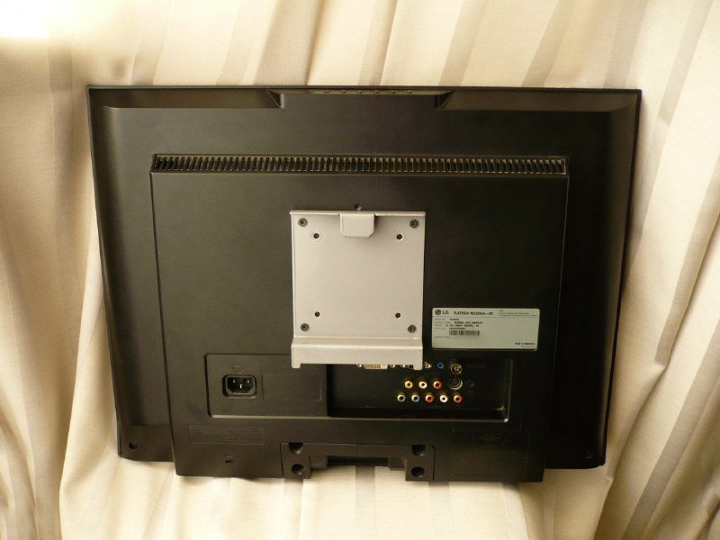 Телевизор LG 22 дюйма с камерой и блоком питания 2
