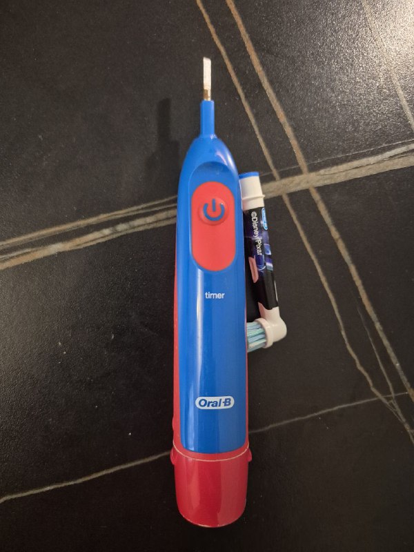 Электрическая зубная щётка OralB детская, Braun Oral B детская, Dontodent взрослая 2