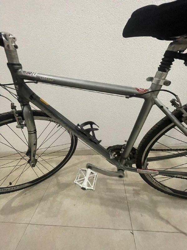 Дорожные велосипеды Giant Escape гибриды