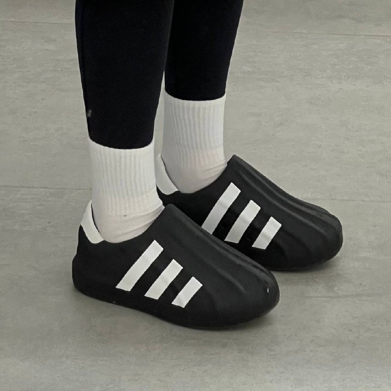 Кроссовки Adifom 37 размер 2