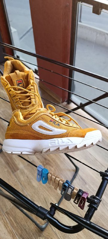 Кроссовки женские Fila размер 38