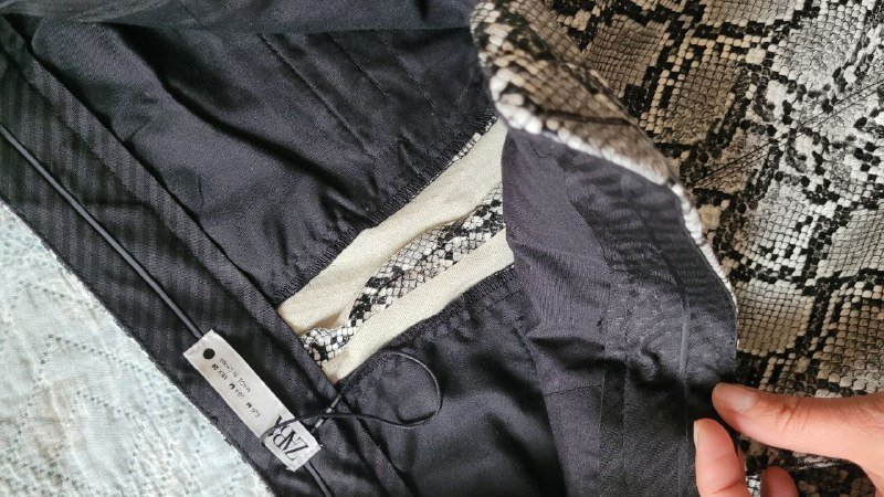 Брюки Zara змеиный принт экокожа размер М 28 7