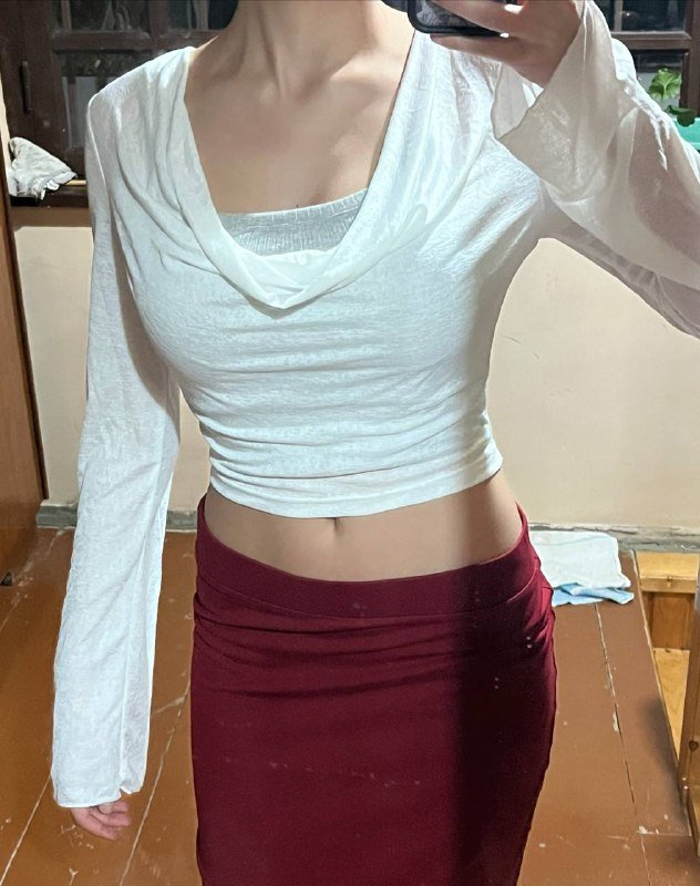 Женская одежда: брюки, кофты, футболки, юбка, платье 3