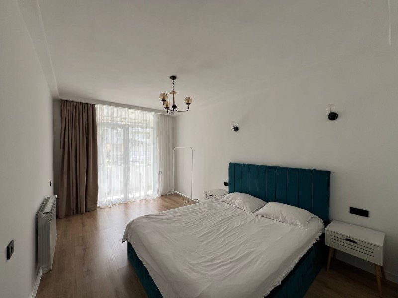 Квартира 3 комнаты, 1 спальня, кухня, гардеробная, балкон 8