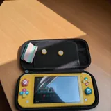 Nintendo Switch Lite Желтая 2