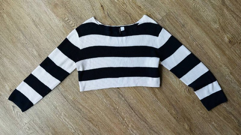 Кофта с расклешенными рукавами, Платье Ralph Lauren Sport, Лонгслив H&M, Топ Dorothy Perkins, Вязаный лонгслив, Шляпа, Кроссовки Nike, Лонгслив, Крем Bioderma, Куртка 3