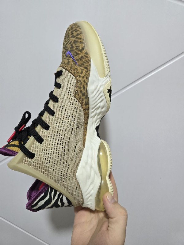 Баскетбольные кроссовки NIKE LEBRON 19 LOW, Converse Jack Purcell CLOT Panda Pack 8